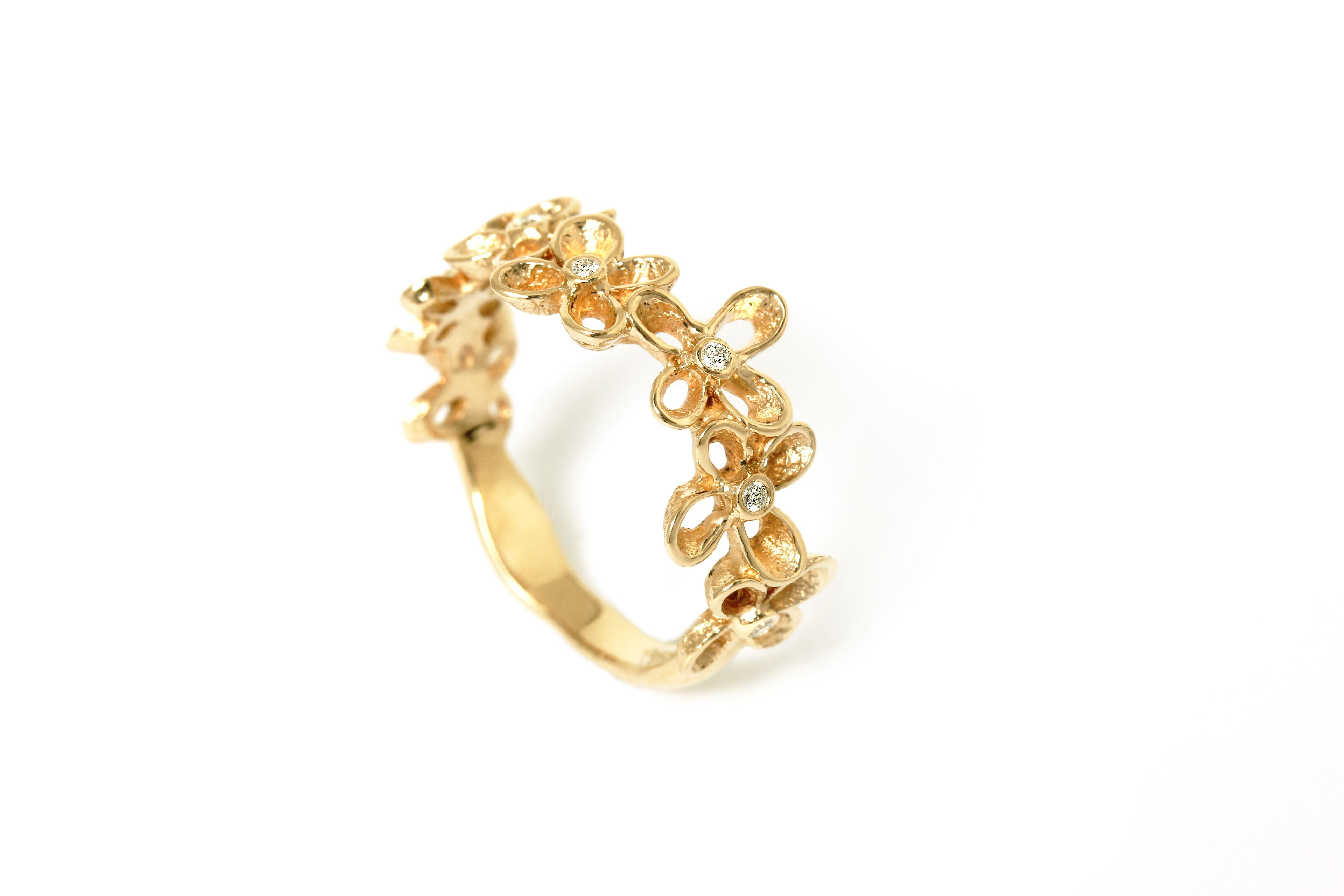 Per Borup Violina 14kt Ring med Diamantblomster